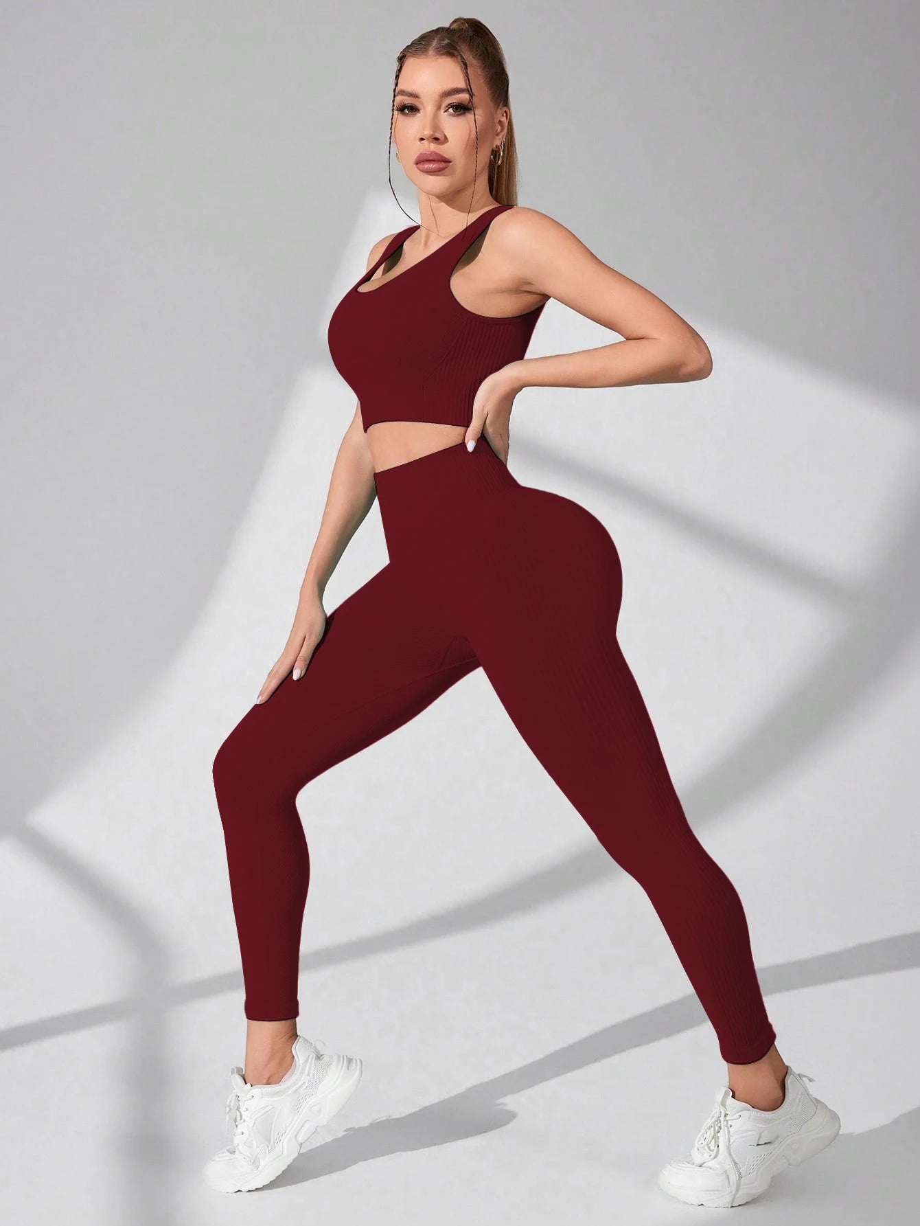 Ensemble Fitness Femme Sans Couture – Élégance et Performance - Dinamiq Sport