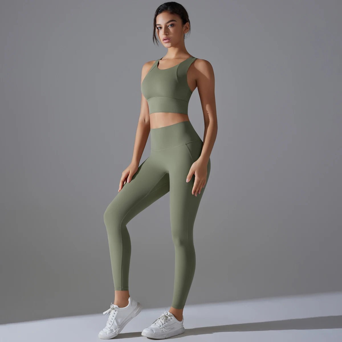 Équipement de Fitness Femme: Style et Performance Ultimes - Dinamiq Sport